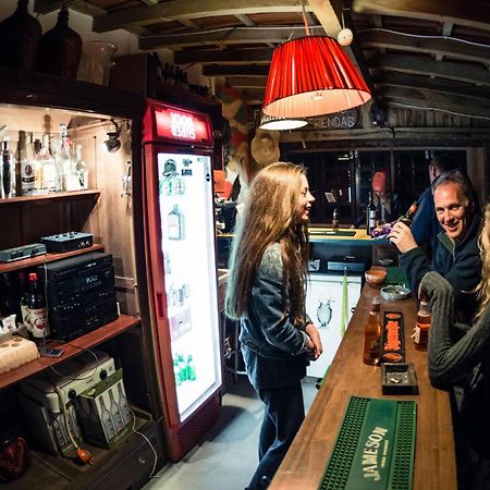 Da Silva Surfcamp Vandrehjem Areia Branca Eksteriør billede