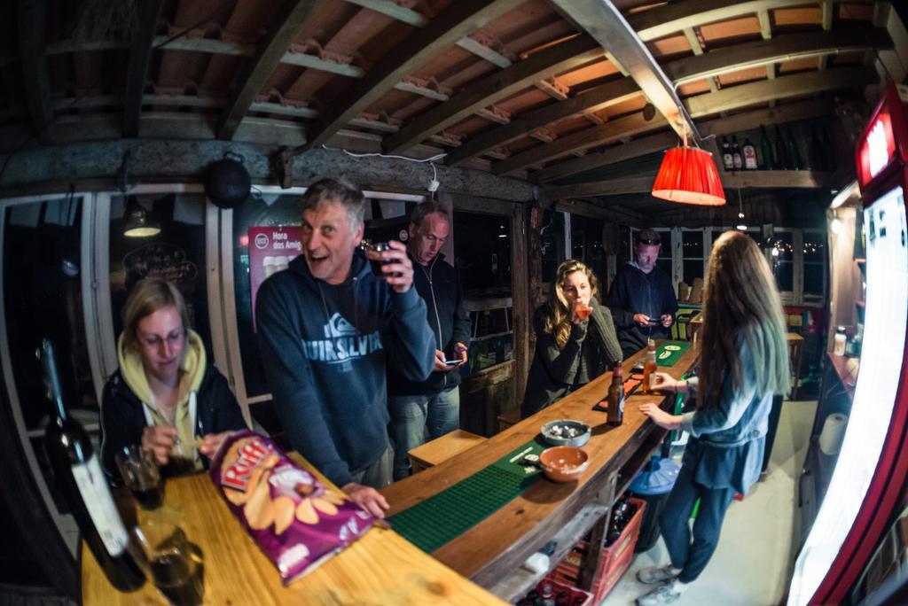 Da Silva Surfcamp Vandrehjem Areia Branca Eksteriør billede